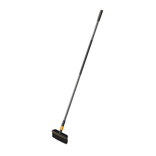 Fiskars QuickFit Kehrbesen/ Straßenbesen/ Allzweckbesen