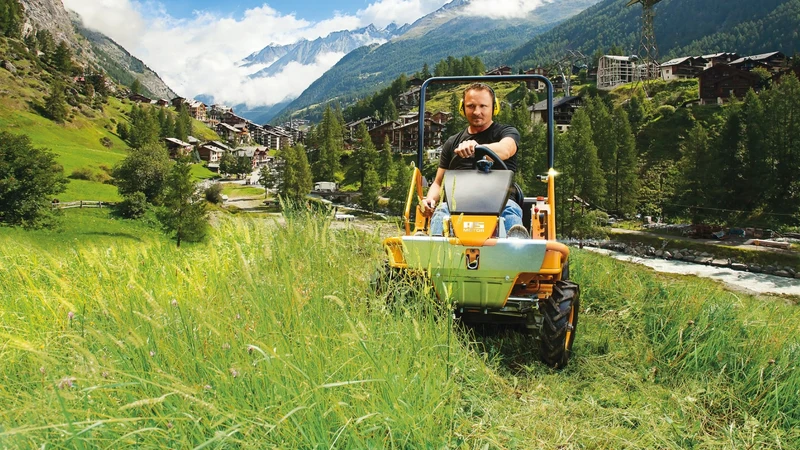 AS 940 Sherpa 4WD B&S Hochgras- Aufsitzmäher
